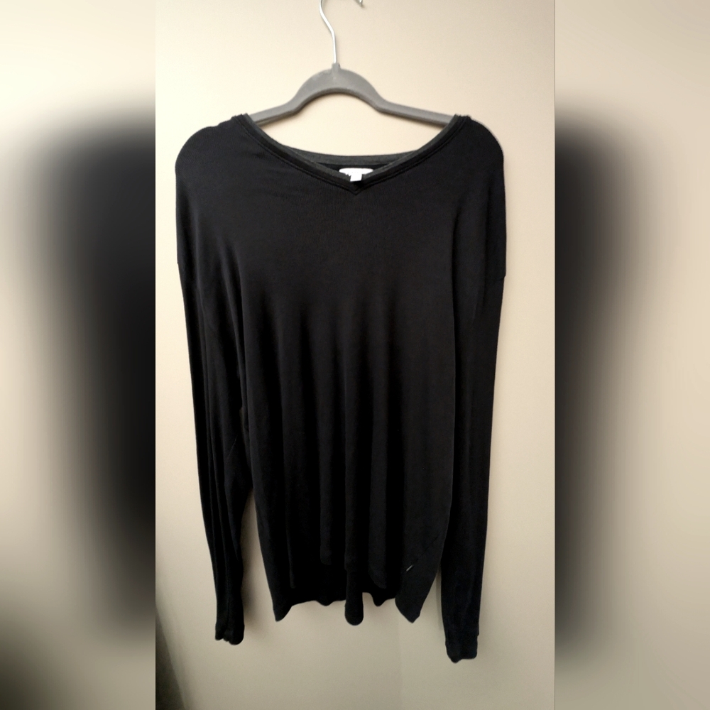 Calvin Klein Blackk V-Neck Long Sleeve